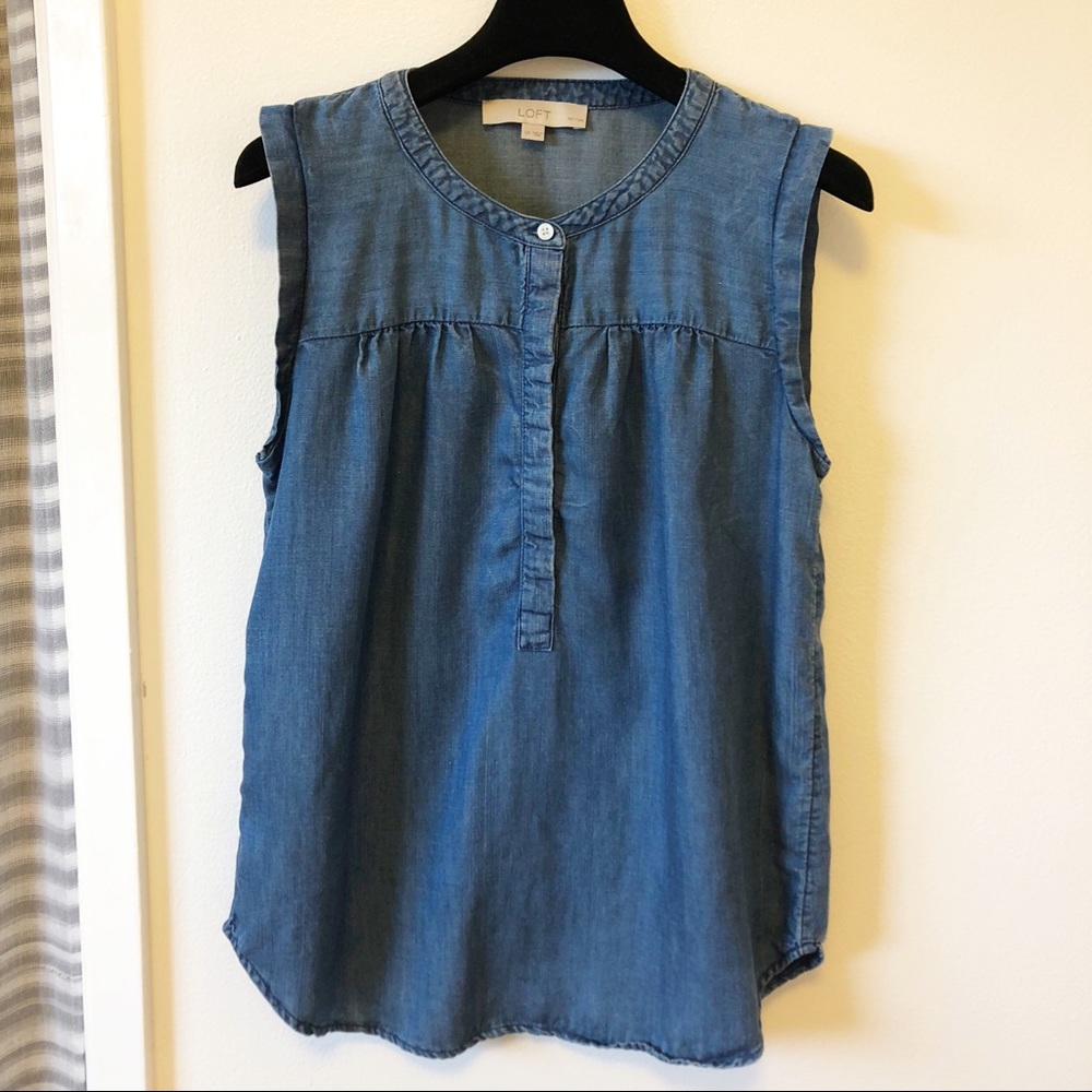 Loft Sleeveless Chambray Top. Sz SP